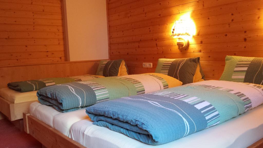 Apart Elisabeth Apartment Pettneu am Arlberg Room photo